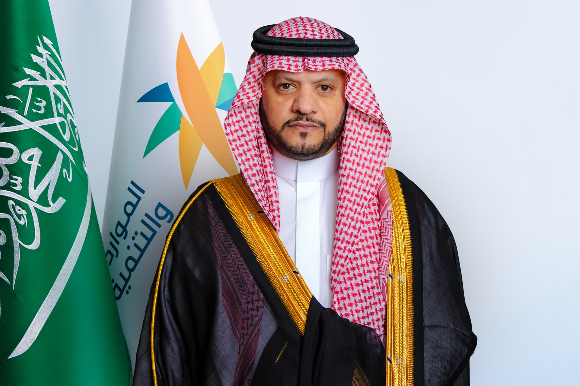 مساعد وزير الموارد البشرية والتنمية الاجتماعية للخدمات المشتركة