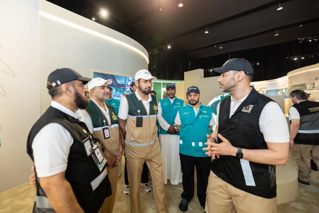مساعد وزير الموارد يلتقي وزير الحج والعمرة والرئيس التنفيذي للهيئة الملكية لمدينة مكة المكرمة والمشاعر المقدسة